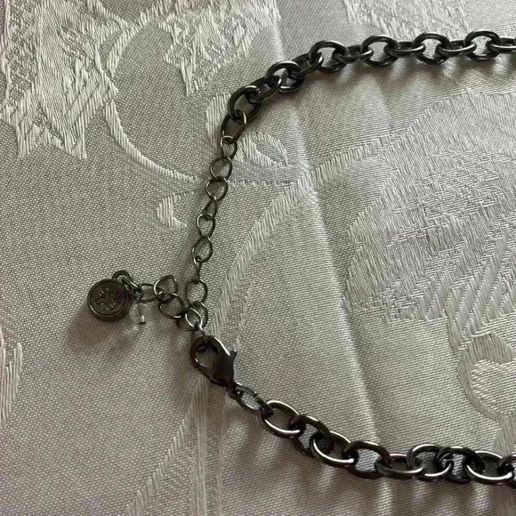 Gray Silver Colored Adjustable Beaded Necklace 25” length - Picture 5 of 7